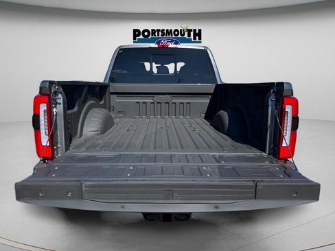 Used 2024 Ford F350 Platinum AWD/4WD image 13