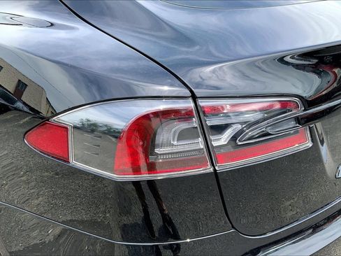 Used 2022 Tesla Model S AWD/4WD image 26
