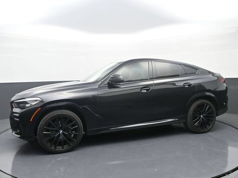 Used 2022 BMW X6 xDrive40i w/ M Sport Package AWD/4WD image 4