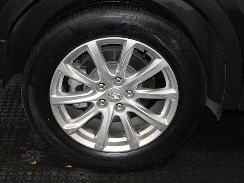 Certified 2022 Cadillac XT4 Luxury w/ Cold Weather Package image 30