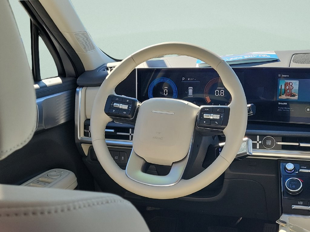 Certified 2025 Hyundai Santa Fe SEL FWD image 12