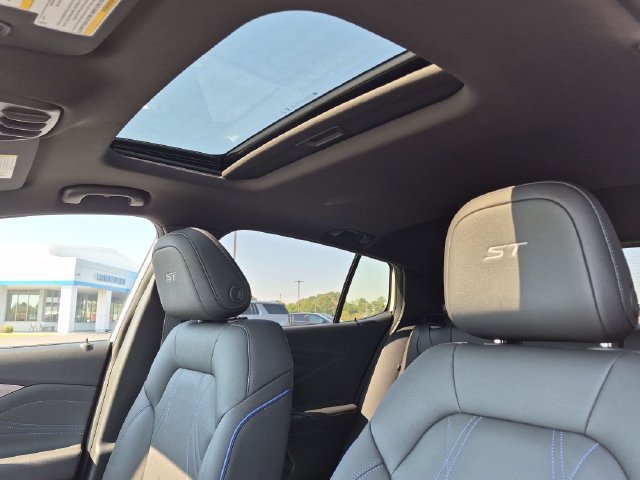 New 2026 Buick Envista Sport Touring w/ Convenience I Package FWD image 16