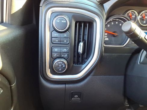 Used 2020 Chevrolet Silverado 1500 RST image 20