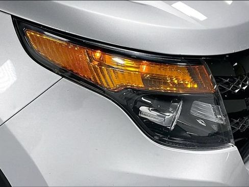 Used 2015 Ford Explorer Sport w/ Equipment Group 401A AWD/4WD image 30