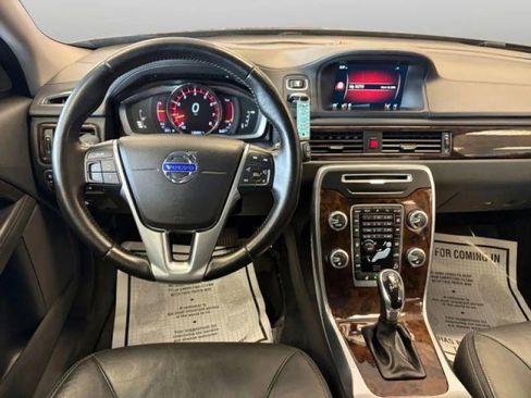 Used 2016 Volvo XC70 T5 Premier w/ Proximity Package AWD/4WD image 24