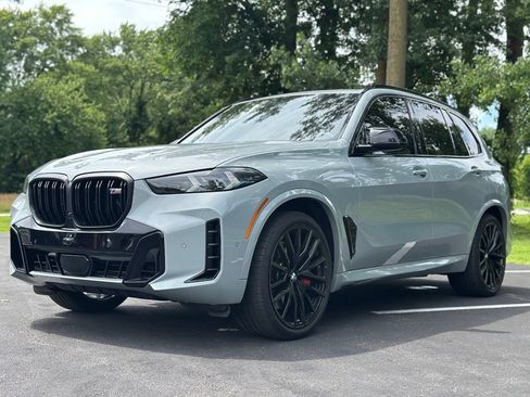 Used 2024 BMW X5 M60i AWD/4WD image 3