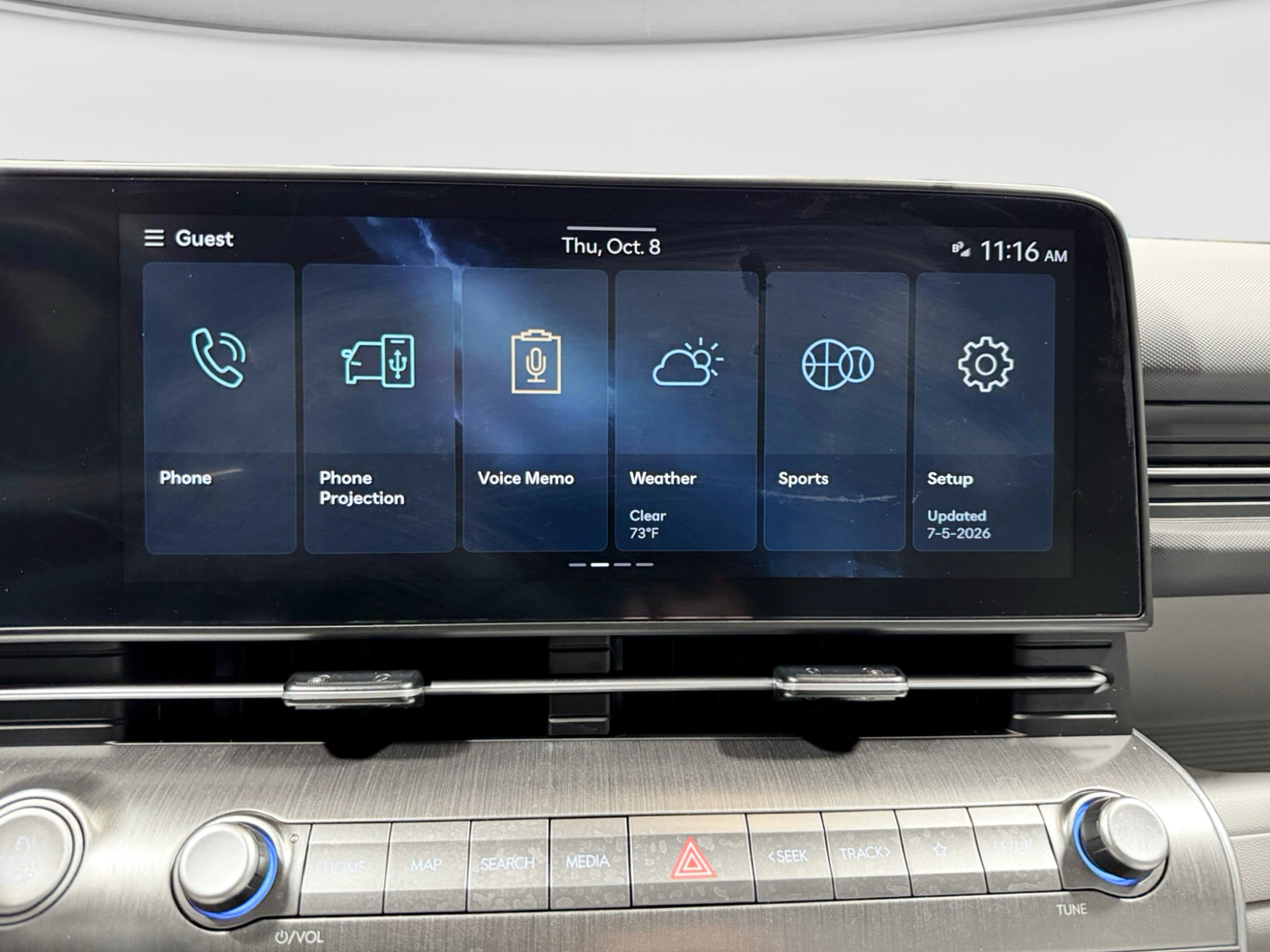 Used 2024 Hyundai Kona SEL FWD image 13