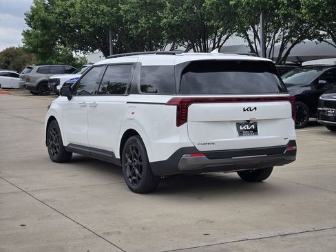 New 2026 Kia Carnival SX Prestige FWD image 3