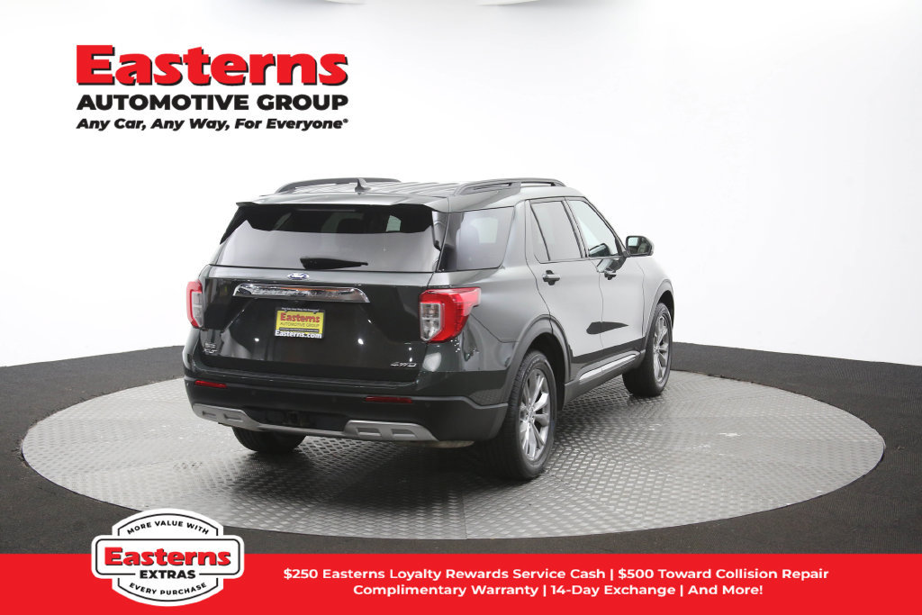 Used 2023 Ford Explorer XLT w/ Equipment Group 202A AWD/4WD image 46