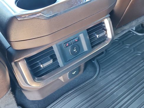 Used 2025 Ford F150 King Ranch w/ FX4 Off-Road Package AWD/4WD image 16