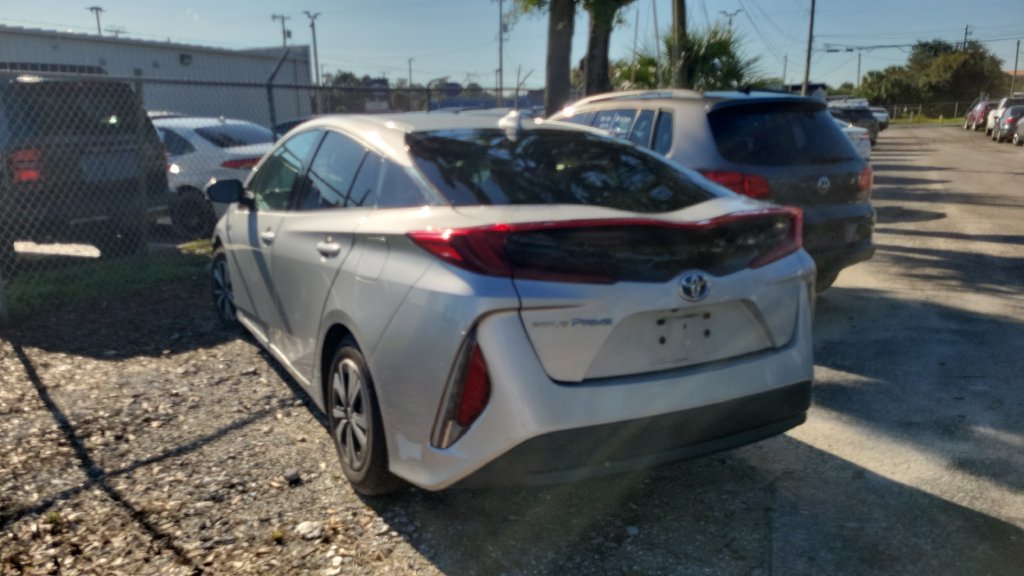Used 2017 Toyota Prius Prime Premium w/ Carpet Mat Package FWD image 4