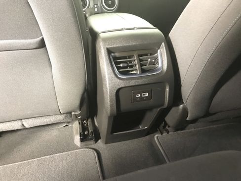 Used 2022 Chevrolet Blazer LT image 28