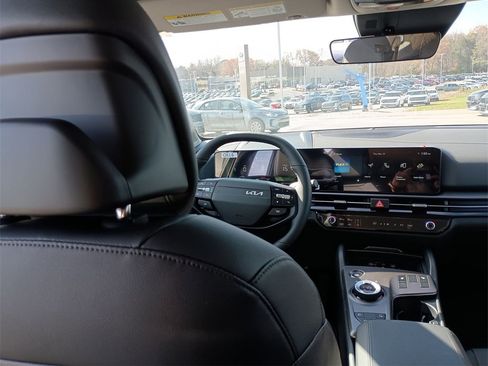 New 2026 Kia Sportage EX w/ EX Panoramic Sunroof Package image 15