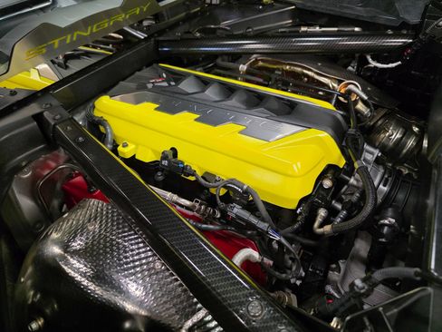 Used 2023 Chevrolet Corvette Stingray Premium Cpe w/ Z51 Performance Package RWD image 37