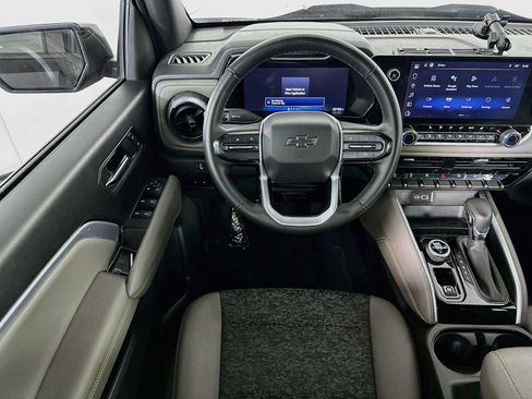 Used 2024 Chevrolet Colorado ZR2 w/ Safety Package AWD/4WD image 19