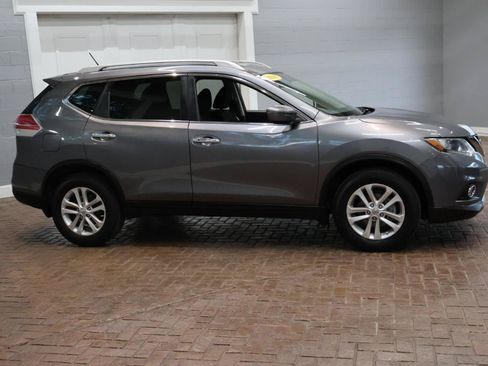 Used 2016 Nissan Rogue SV FWD image 7