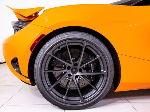 New 2027 McLaren 750S Spider RWD image 19