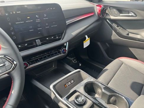New 2026 Chevrolet Equinox RS AWD/4WD image 15