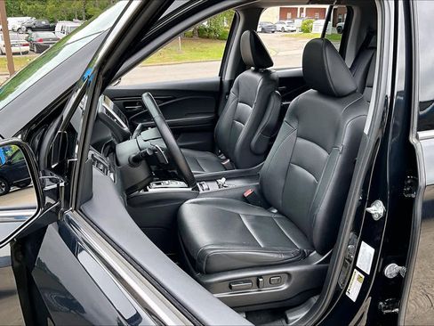 Used 2020 Honda Ridgeline RTL-E image 8