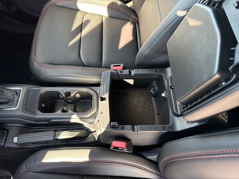 New 2026 Jeep Wrangler Unlimited Rubicon image 44