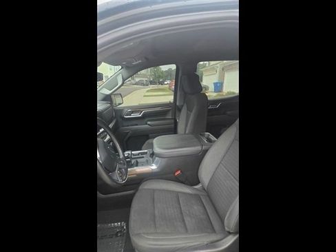 Used 2023 Chevrolet Silverado 1500 RST AWD/4WD image 45