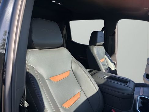 Used 2021 GMC Sierra 1500 AT4 w/ Technology Package image 15