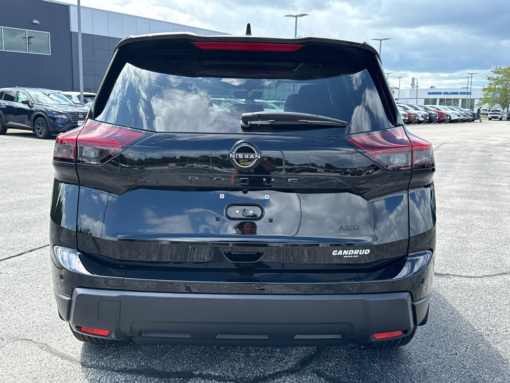 New 2026 Nissan Rogue Dark Armor AWD/4WD image 7