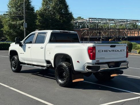 Used 2021 Chevrolet Silverado 3500 LT w/ Convenience Package AWD/4WD image 3