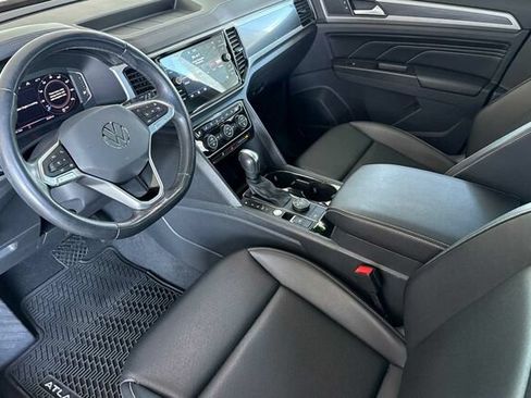 Used 2020 Volkswagen Atlas Cross Sport SEL AWD/4WD image 10