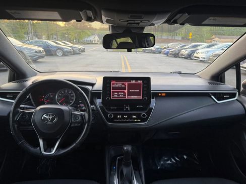 Used 2019 Toyota Corolla SE FWD image 25