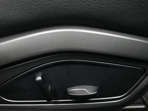 Certified 2021 Porsche 911 Carrera image 12