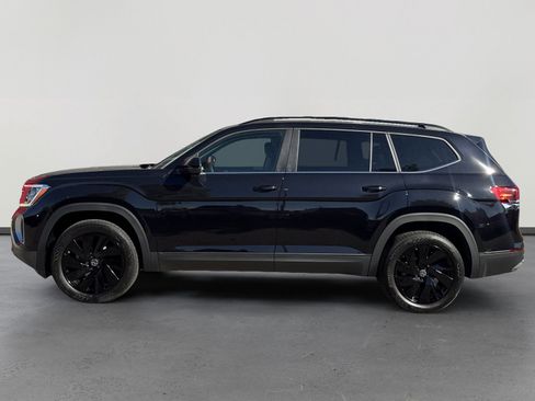 New 2026 Volkswagen Atlas SE image 3