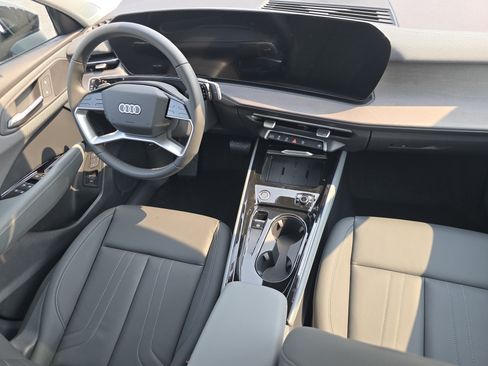 New 2026 Audi Q3 quattro 2.0T AWD/4WD image 19