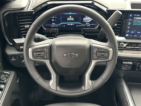 Certified 2025 Chevrolet Silverado 2500 LTZ w/ LTZ Plus Package image 25