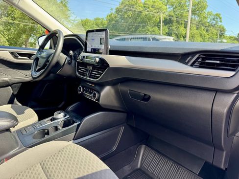 Used 2022 Ford Escape SE w/ Convenience Package AWD/4WD image 13