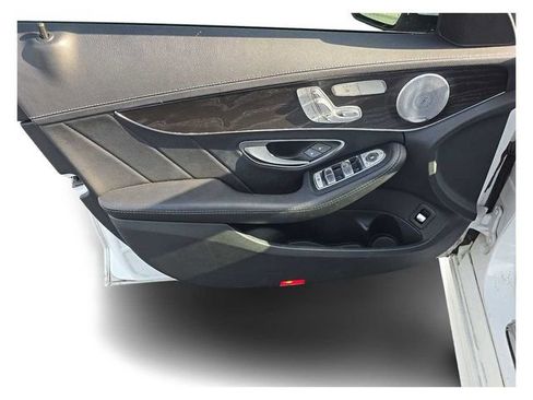 Used 2015 Mercedes-Benz C 300 Sedan w/ Sport Package image 7