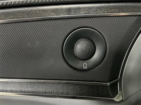 Used 2020 Lincoln Nautilus Reserve w/ Equipment Group 201A image 25