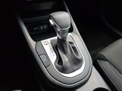 Used 2019 Kia Forte LXS FWD image 18