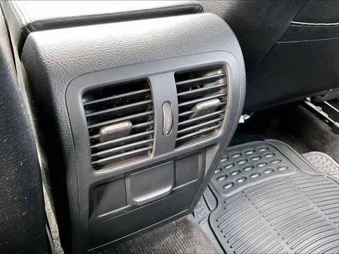 Used 2013 Volkswagen CC R-Line FWD image 32