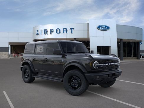 New 2026 Ford Bronco Outer Banks AWD/4WD image 7