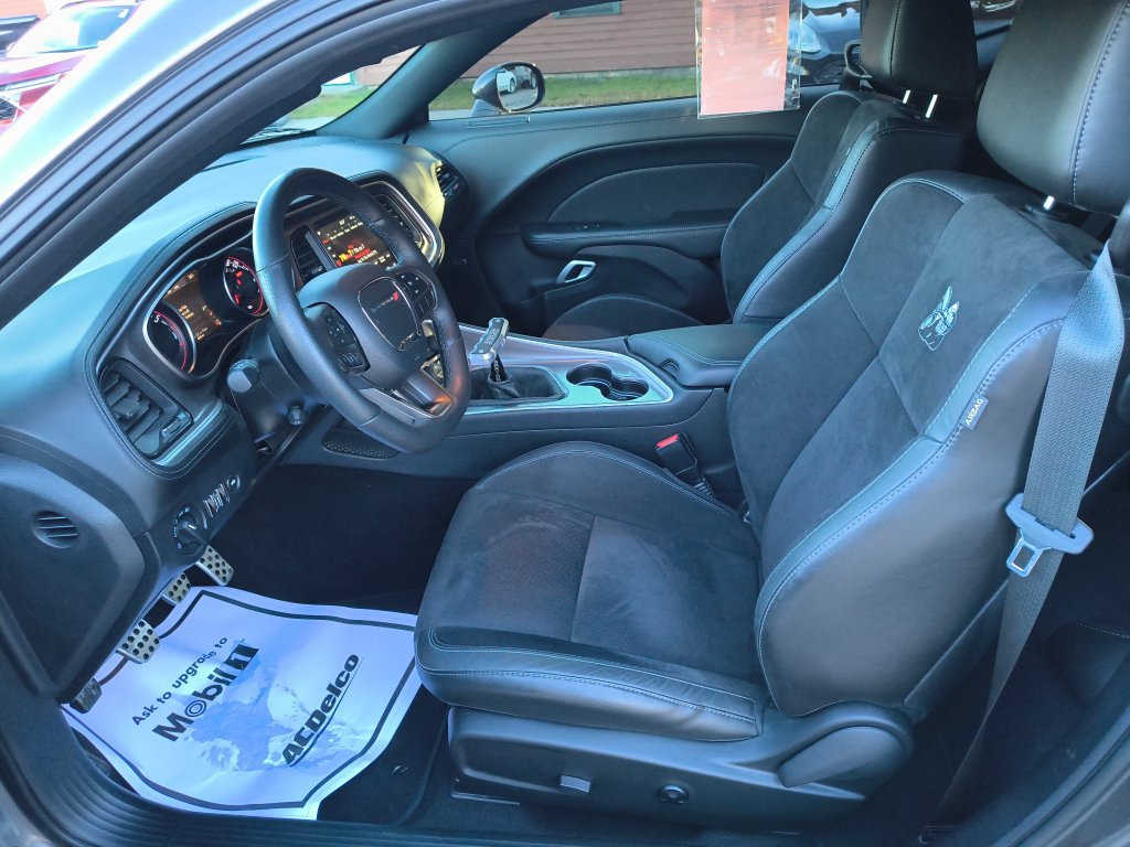 Used 2021 Dodge Challenger R/T Scat Pack RWD image 9