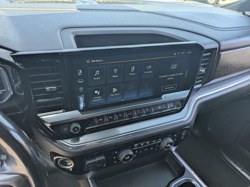 Used 2023 Chevrolet Silverado 1500 High Country w/ Technology Package image 26