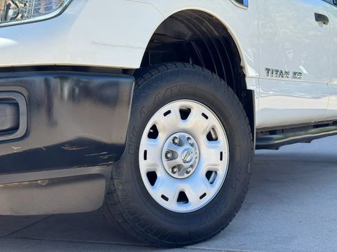 Used 2017 Nissan Titan S RWD image 52