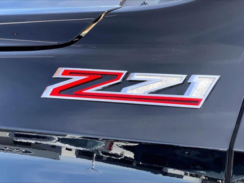 Used 2023 Chevrolet Tahoe Z71 w/ Luxury Package image 9