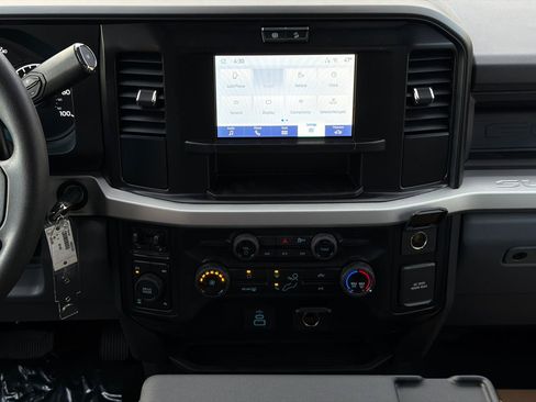 New 2026 Ford F250 XL w/ STX Appearance Package AWD/4WD image 19
