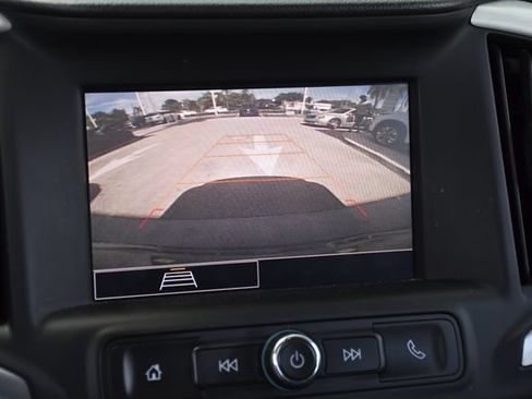 Used 2023 GMC Terrain SLE FWD image 15