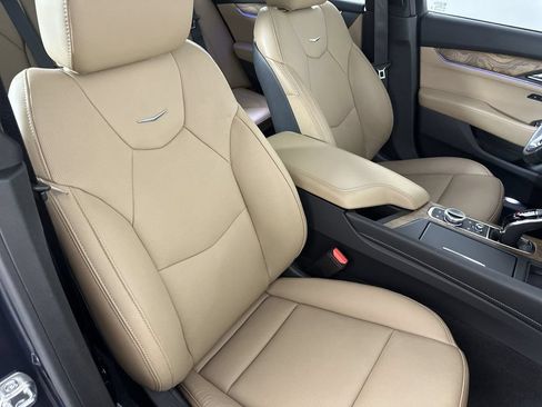 Used 2025 Cadillac CT5 Premium Luxury w/ Sun And Sound Package RWD image 31
