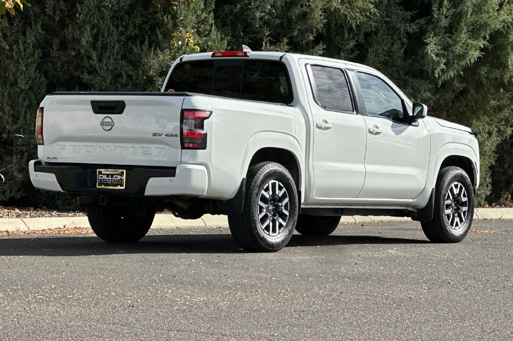 Used 2022 Nissan Frontier SV AWD/4WD image 8