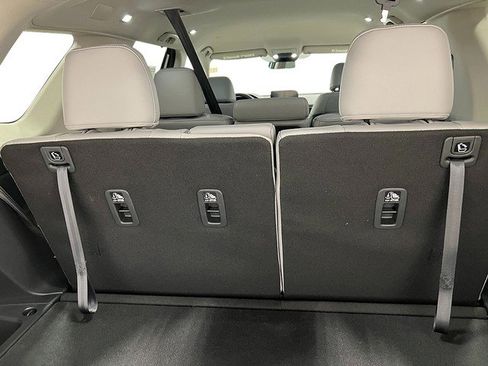 New 2025 Honda Pilot EX-L image 30