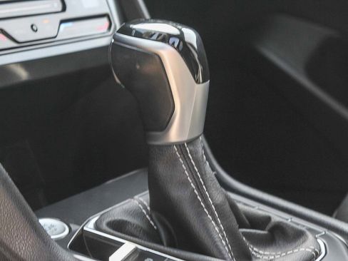 Used 2022 Volkswagen Tiguan SEL R-Line image 22